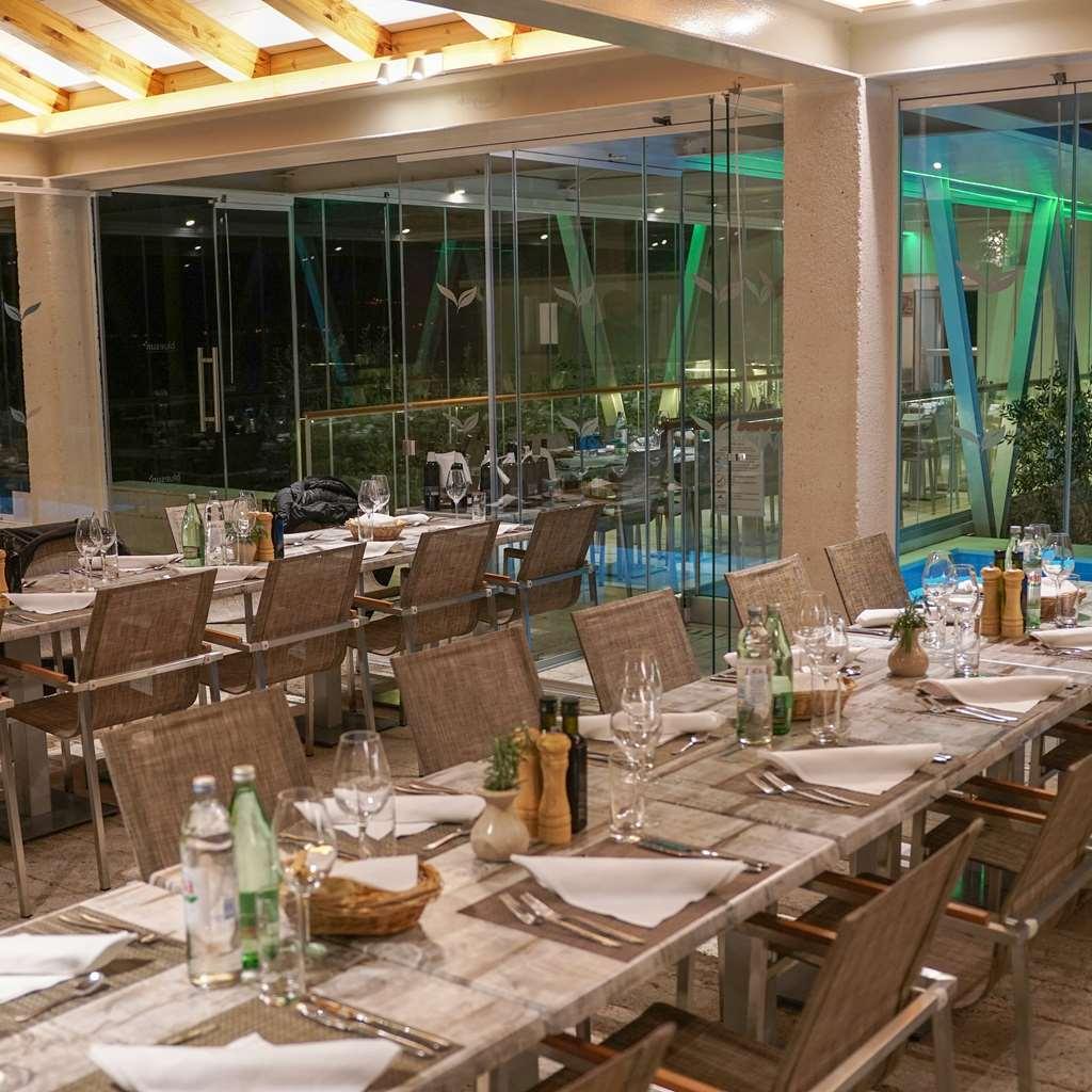 Aminess Vival Casa Velaris Hotel Супетар Ресторант снимка