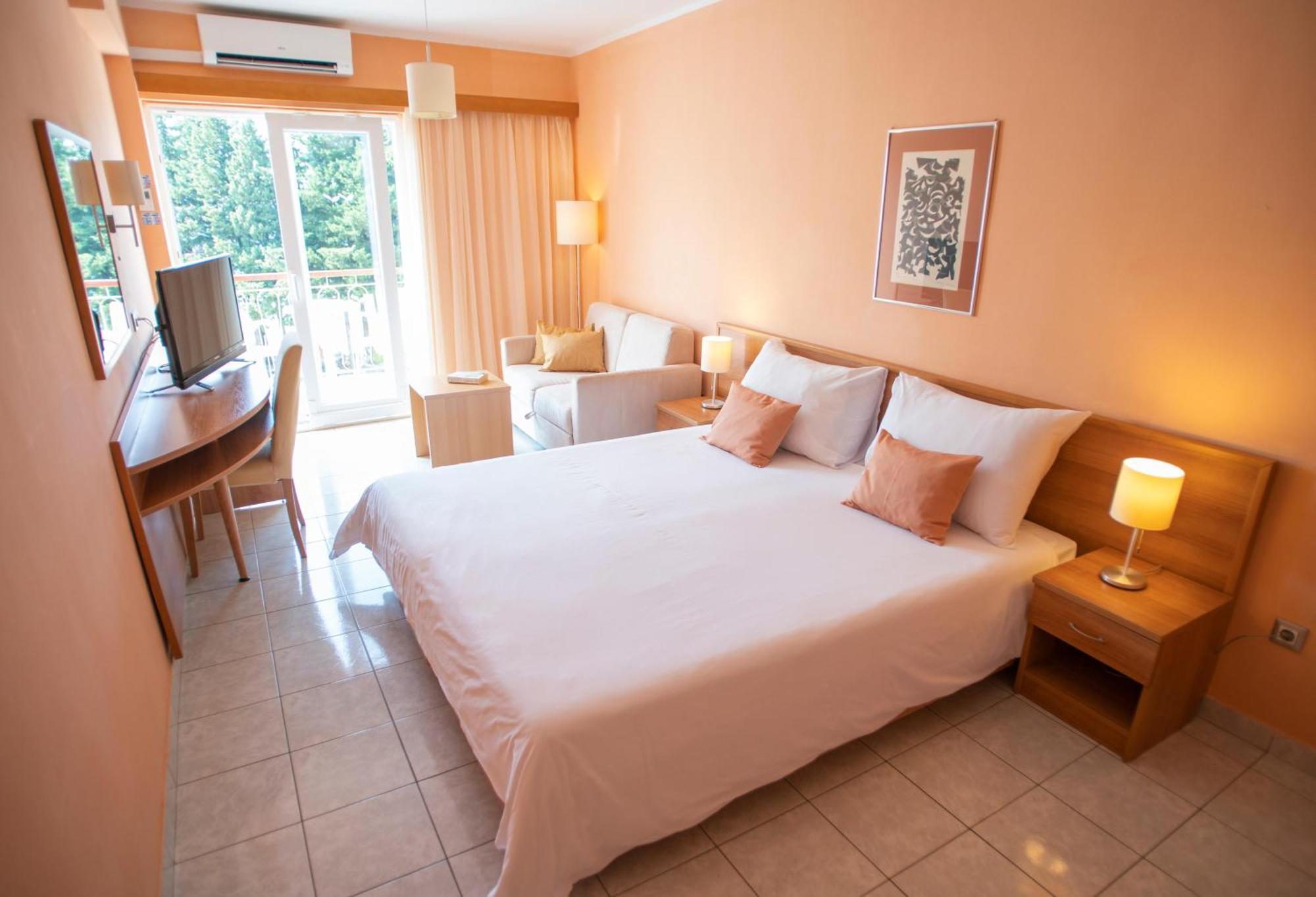 Aminess Vival Casa Velaris Hotel Супетар Екстериор снимка