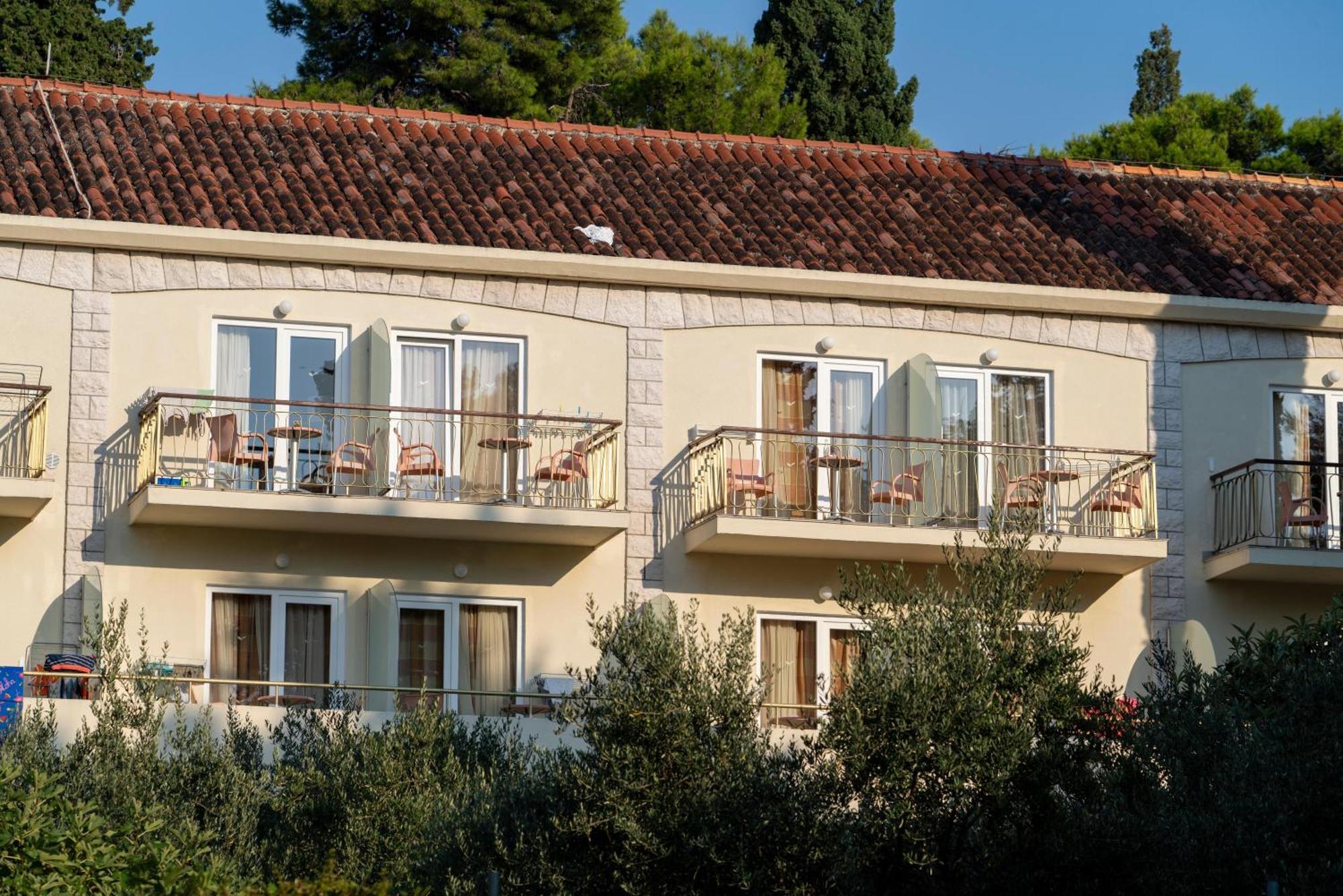 Aminess Vival Casa Velaris Hotel Супетар Екстериор снимка