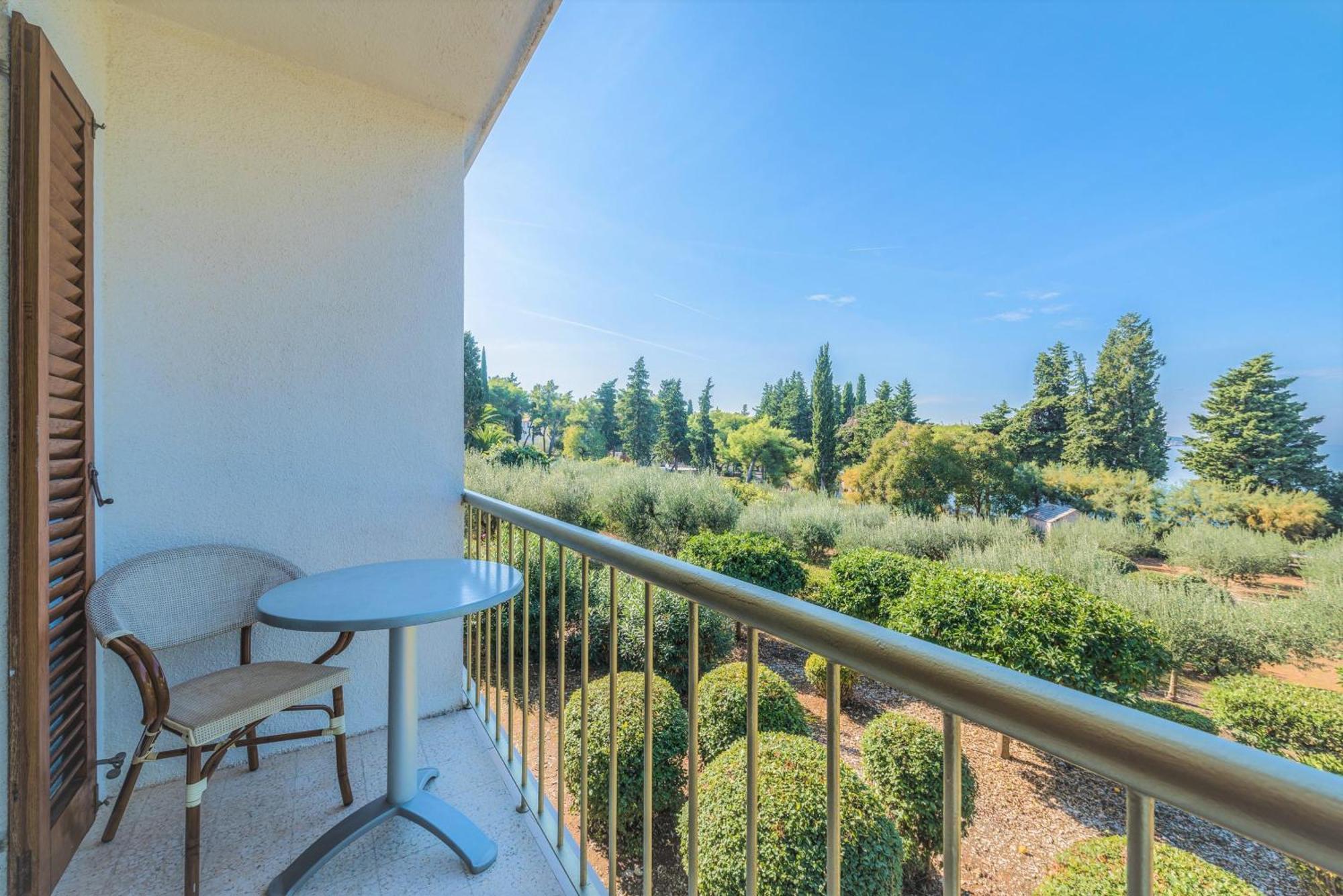 Aminess Vival Casa Velaris Hotel Супетар Екстериор снимка